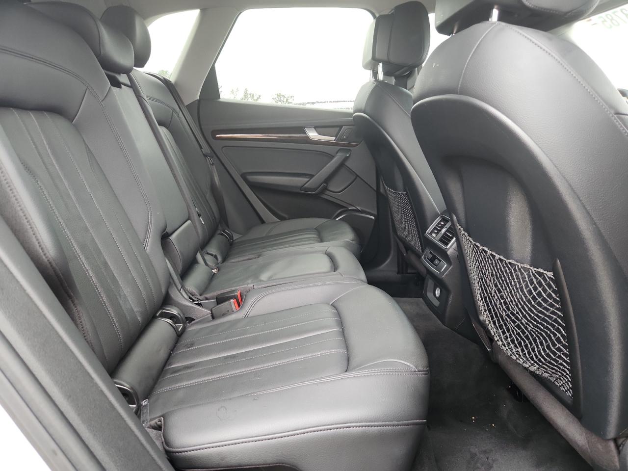 Audi Q5 Premium Image 11