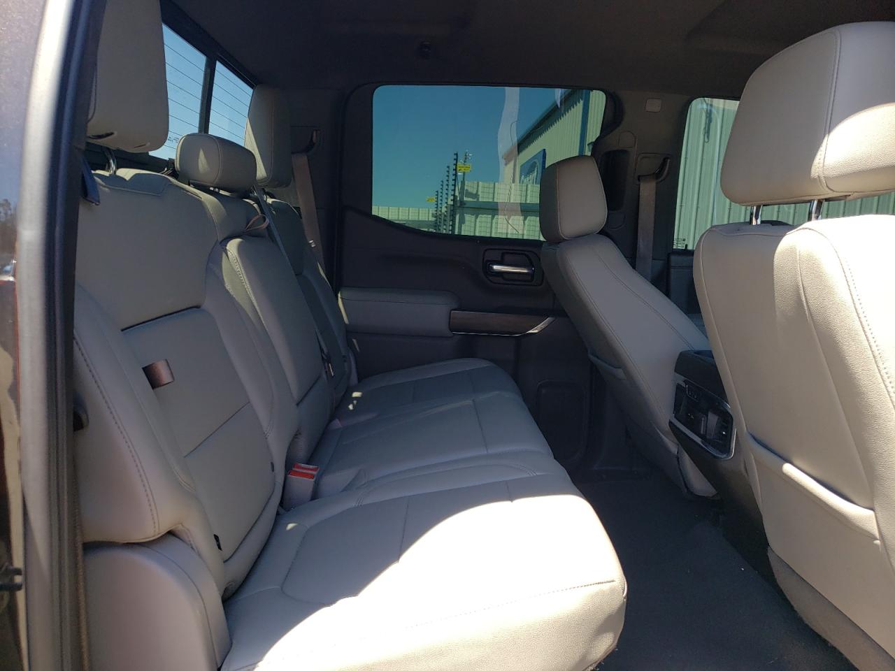 GMC Sierra K1500 Slt Image 8