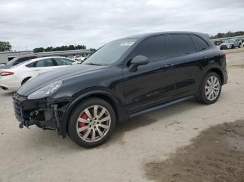  Salvage Porsche Cayenne