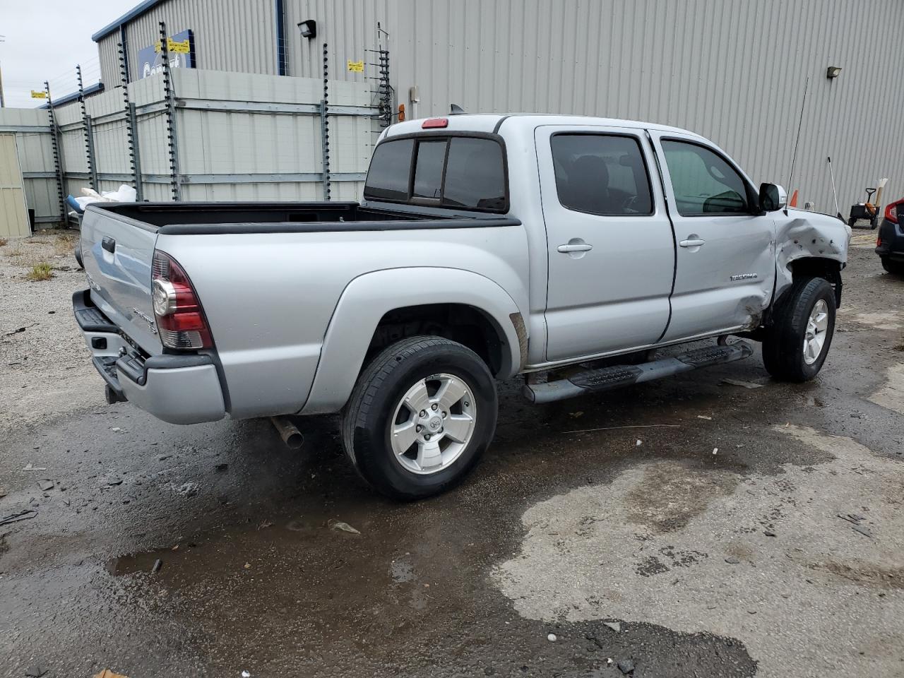 Toyota Tacoma Double Cab Prerunner Image 11