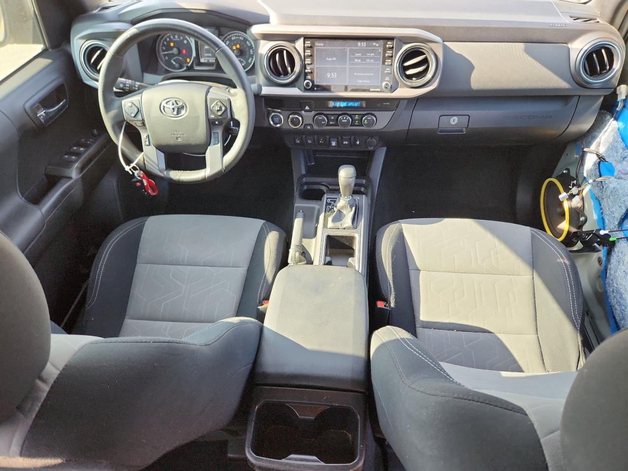 Toyota Tacoma Double Cab Image 6