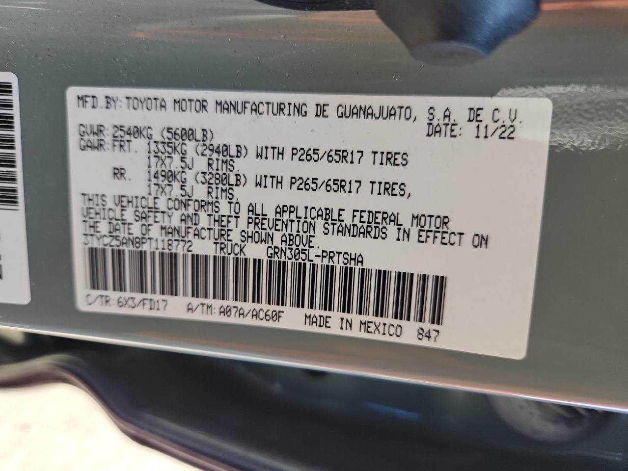 Toyota Tacoma Double Cab Image 10