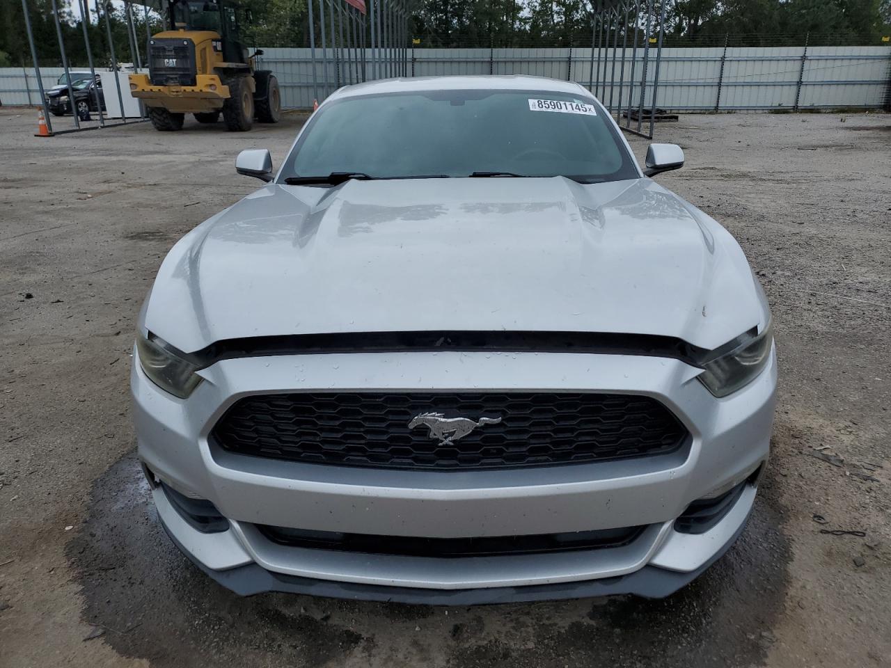 Ford Mustang Image 4