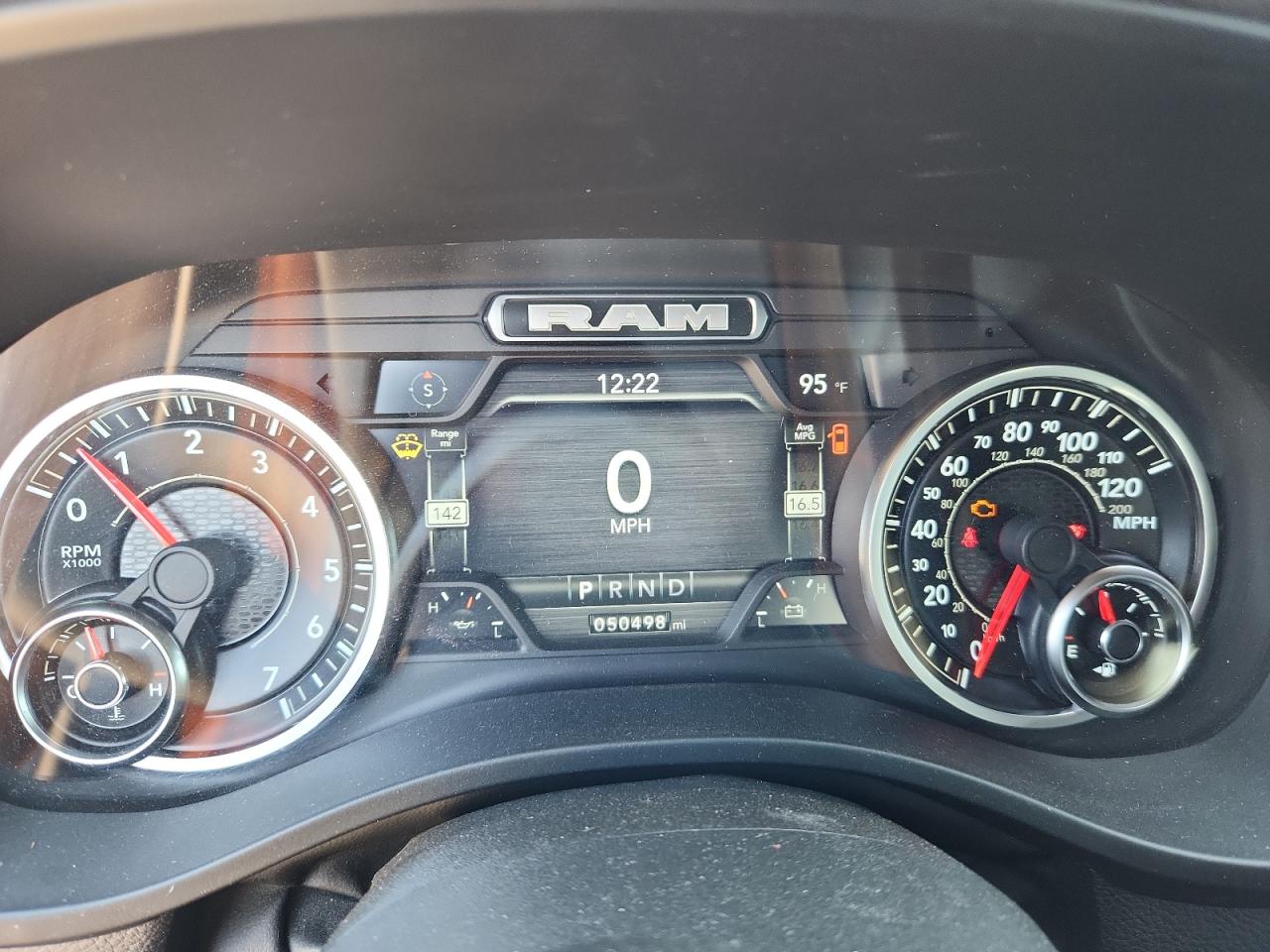 Ram 1500 Laramie Image 13