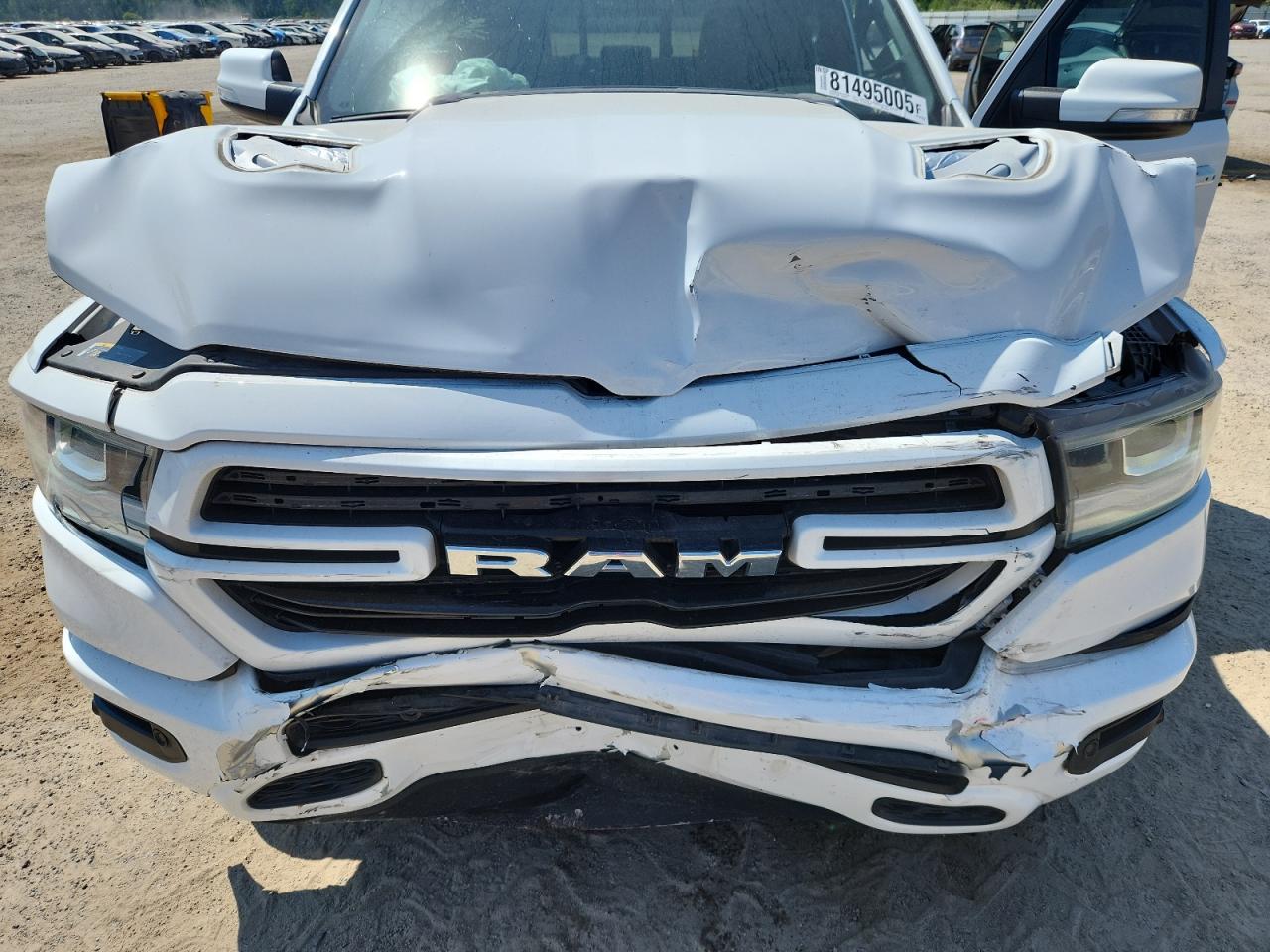 Ram 1500 Laramie Image 8