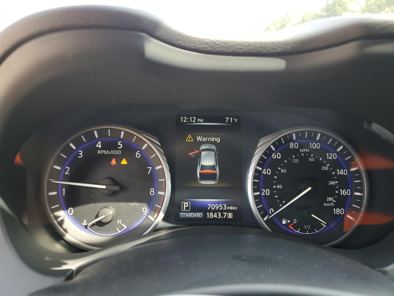 INFINITI Q50 Base Image 9