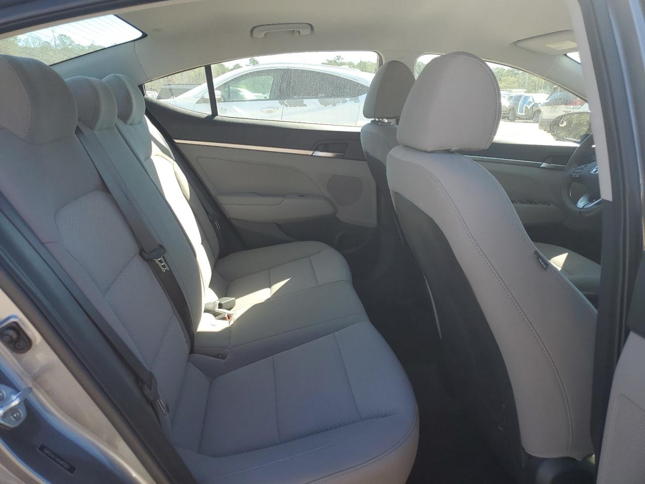 Hyundai ELANTRA Se Image 10