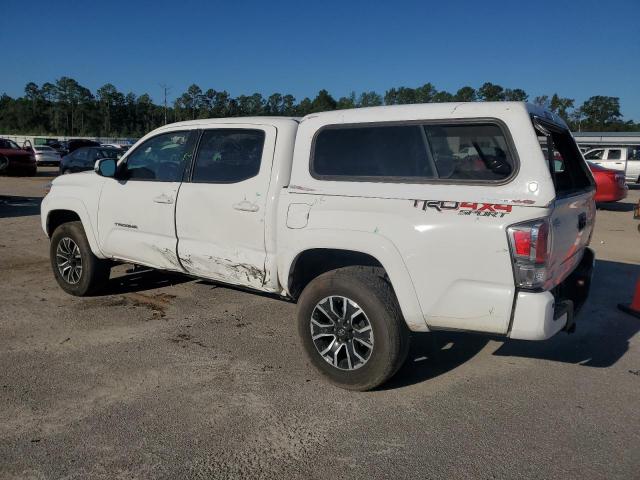 Toyota Tacoma Double Cab Image 3