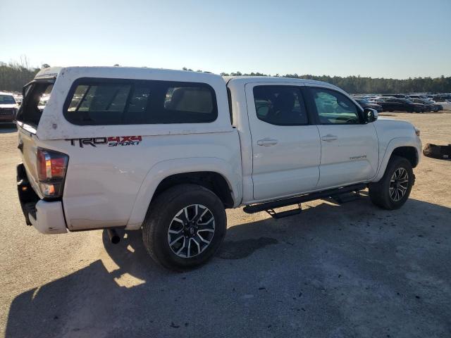 Toyota Tacoma Double Cab Image 6