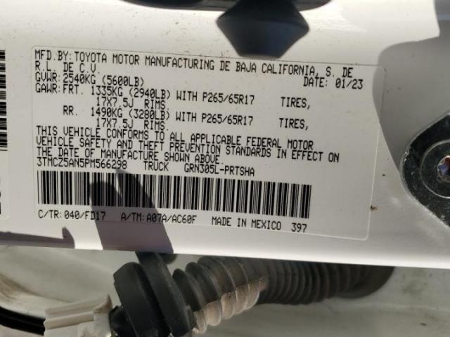 Toyota Tacoma Double Cab Image 10