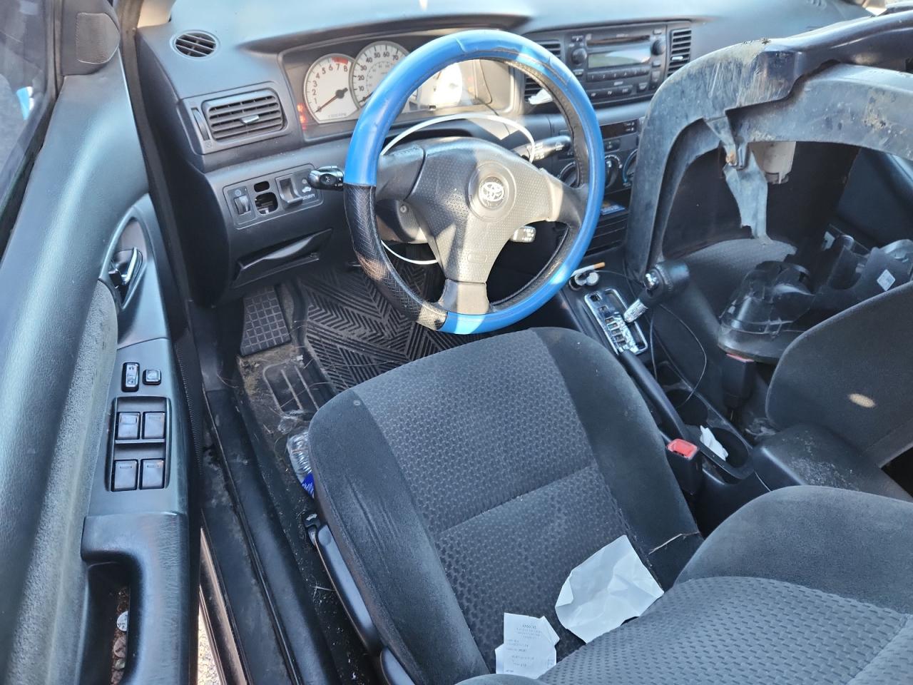 Toyota Corolla Ce Image 7