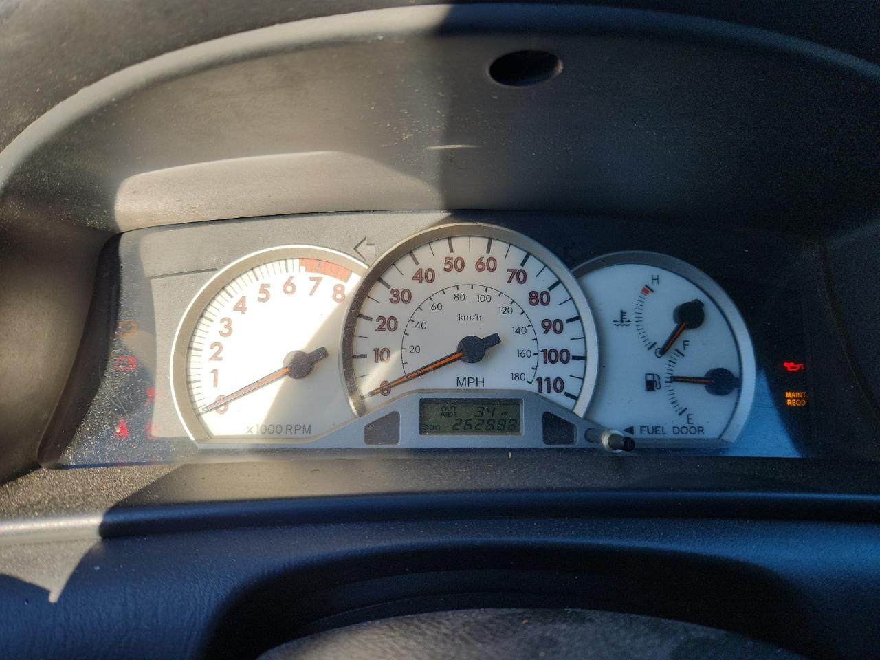 Toyota Corolla Ce Image 8