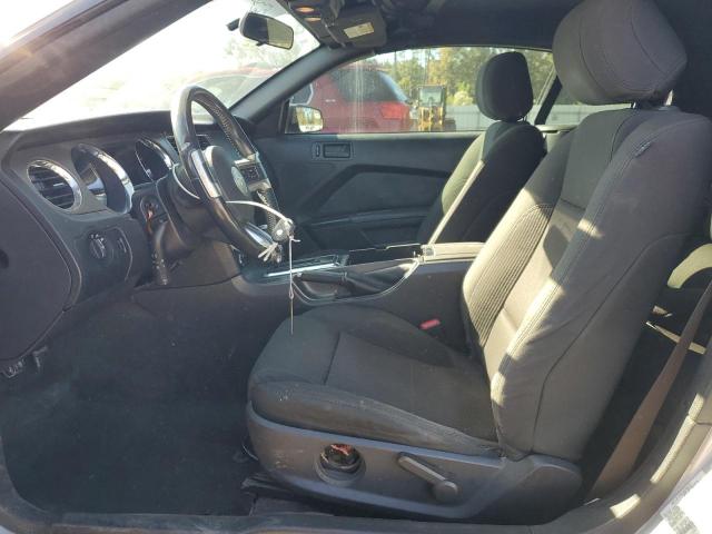 Ford Mustang Image 8