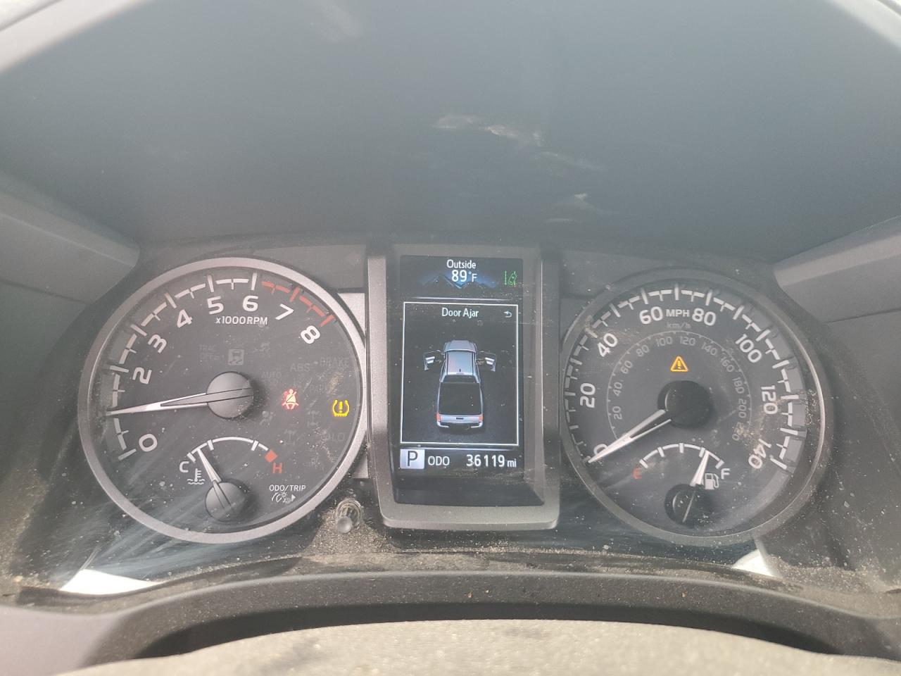 Toyota Tacoma Double Cab Image 7