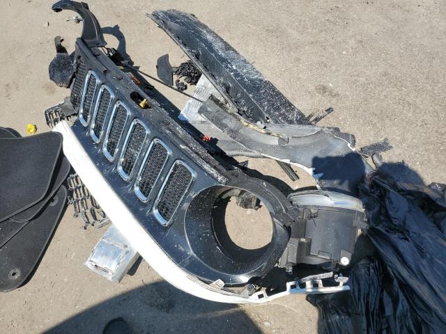 Jeep Renegade Latitude Image 10