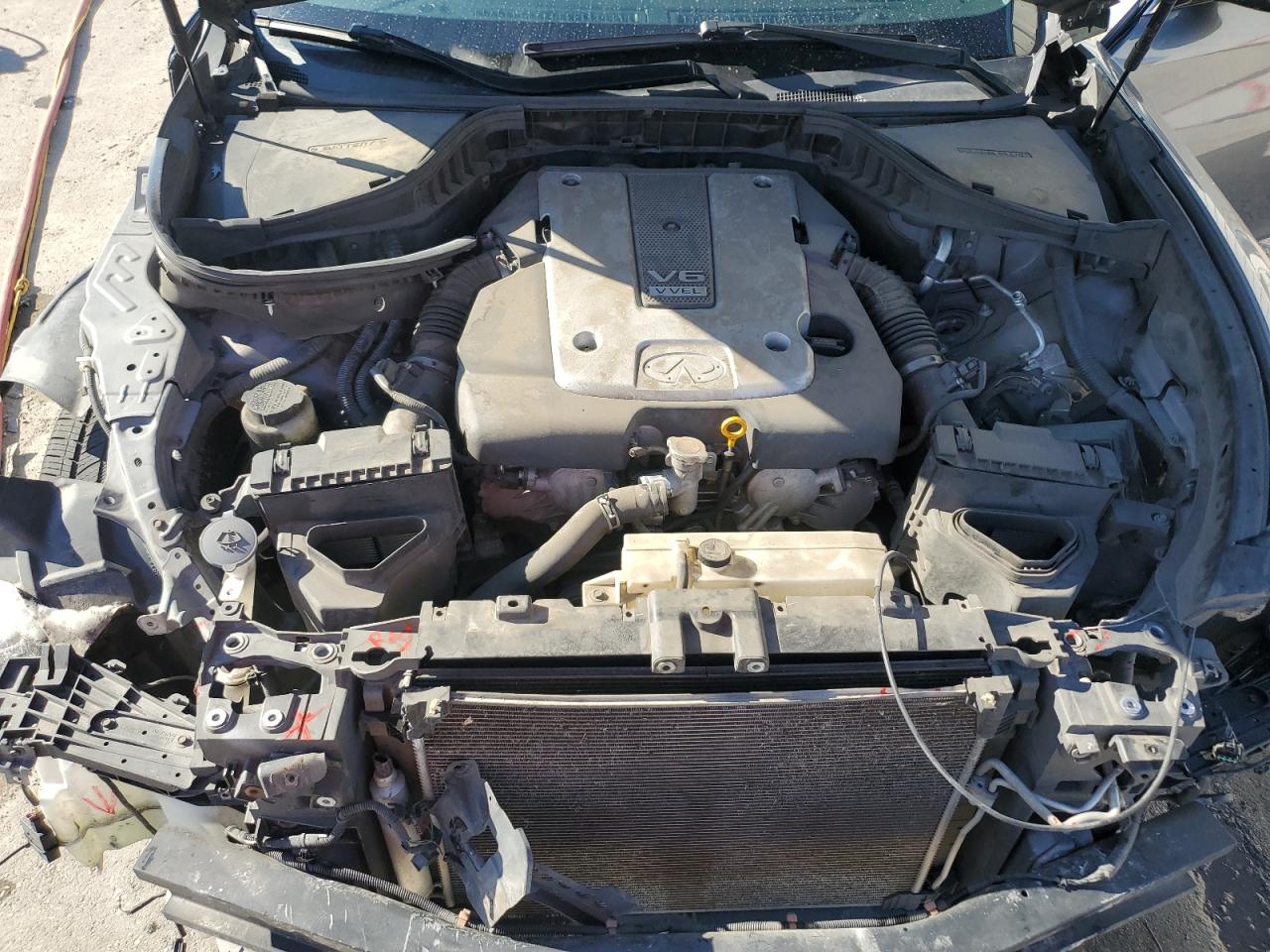 INFINITI Q70 3.7 Luxe Image 6