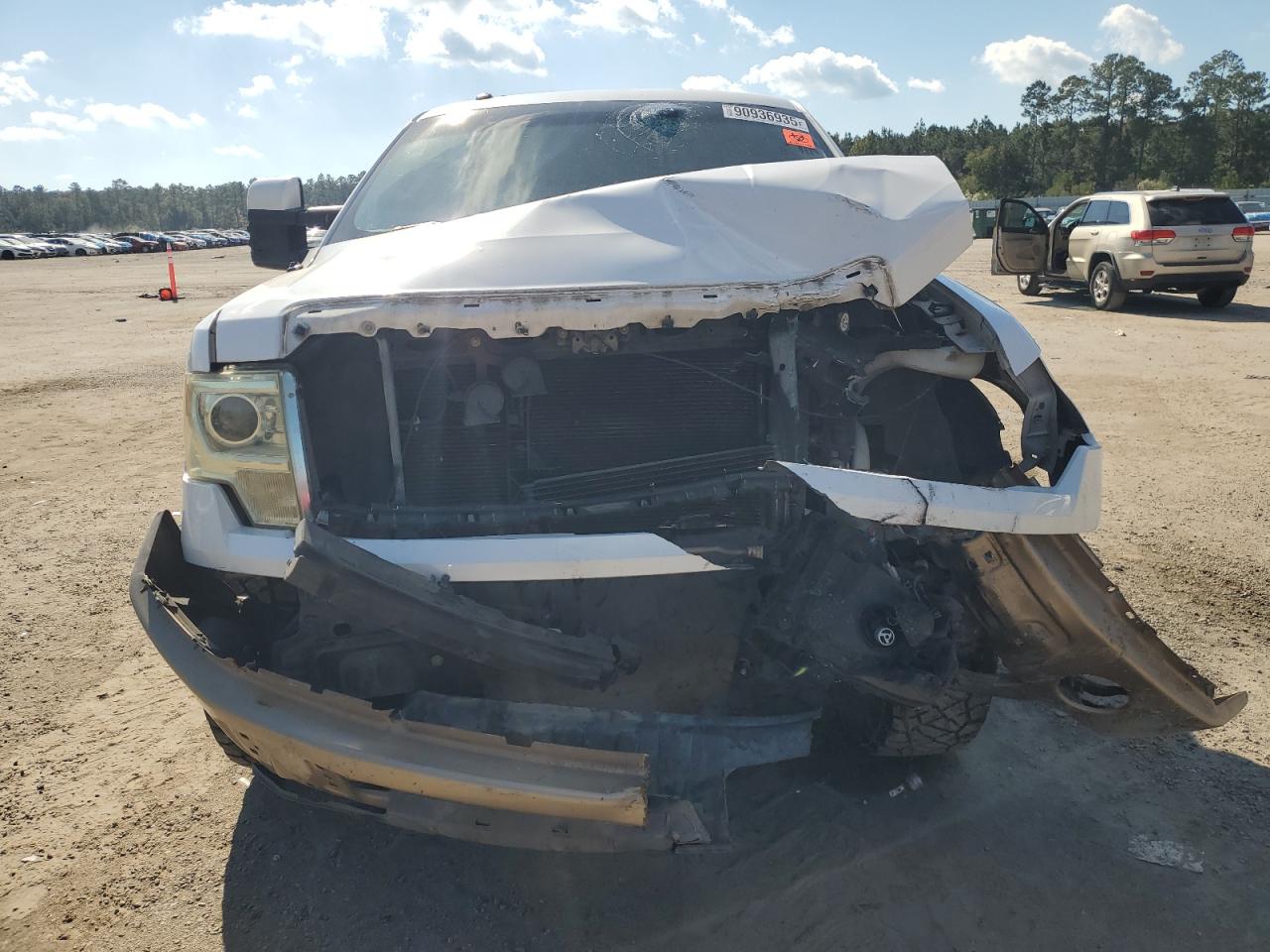 Ford F-150 Supercrew Image 4