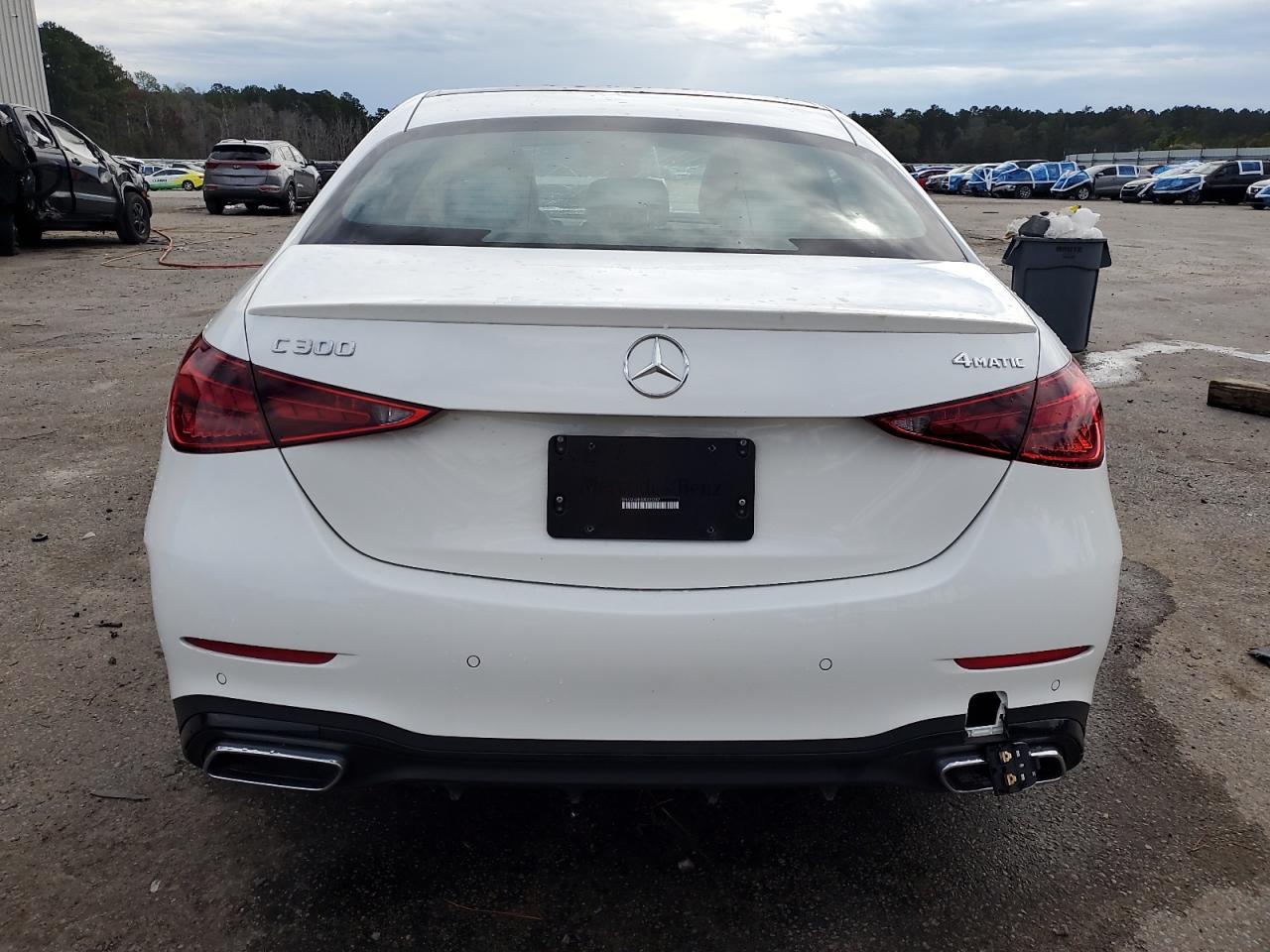 Mercedes-Benz C-Class 300 4matic Image 2