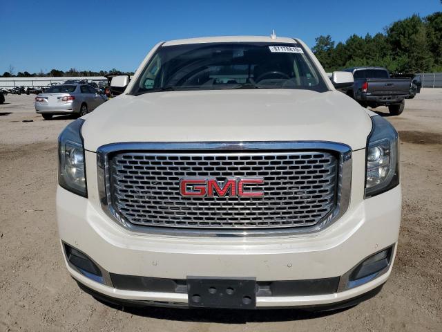 GMC Yukon Denali Image 7