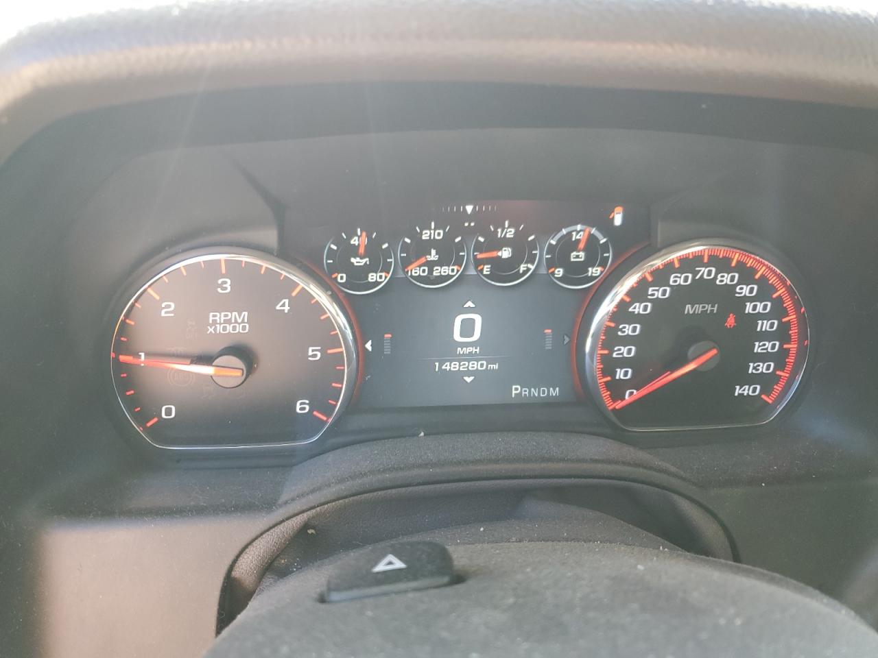 GMC Yukon Denali Image 9