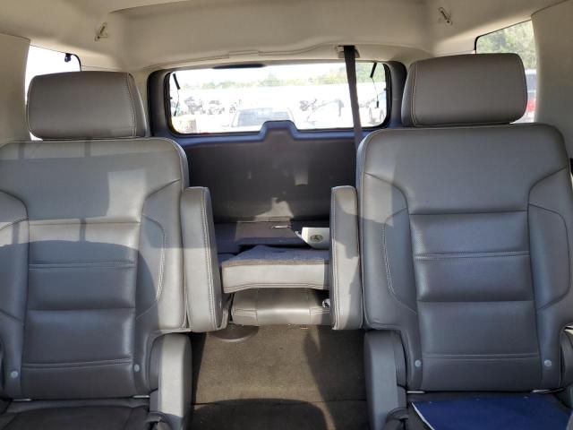 GMC Yukon Denali Image 4