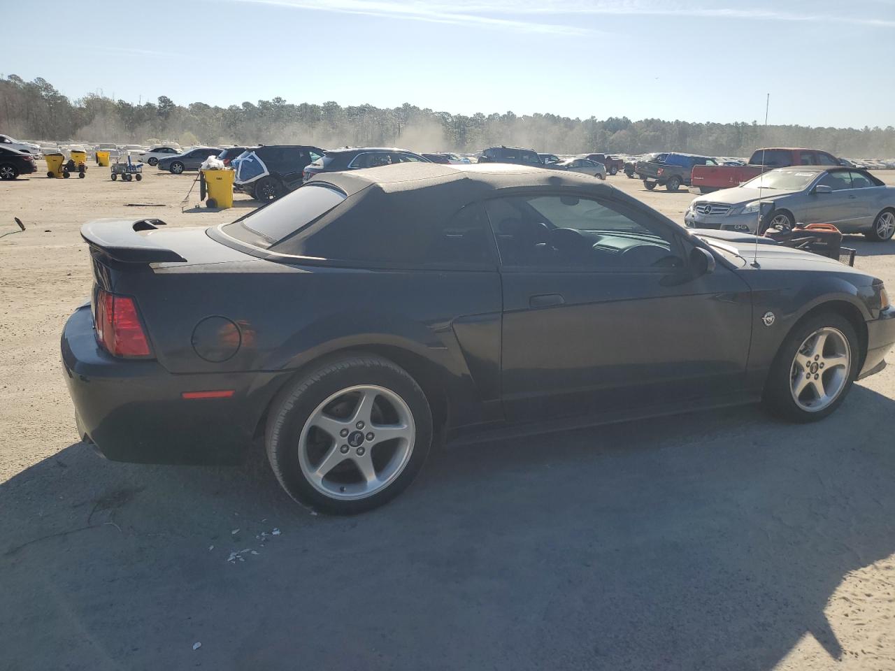 Ford Mustang Gt Image 4