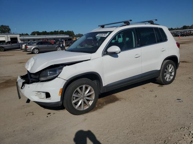 Salvage Volkswagen Tiguan