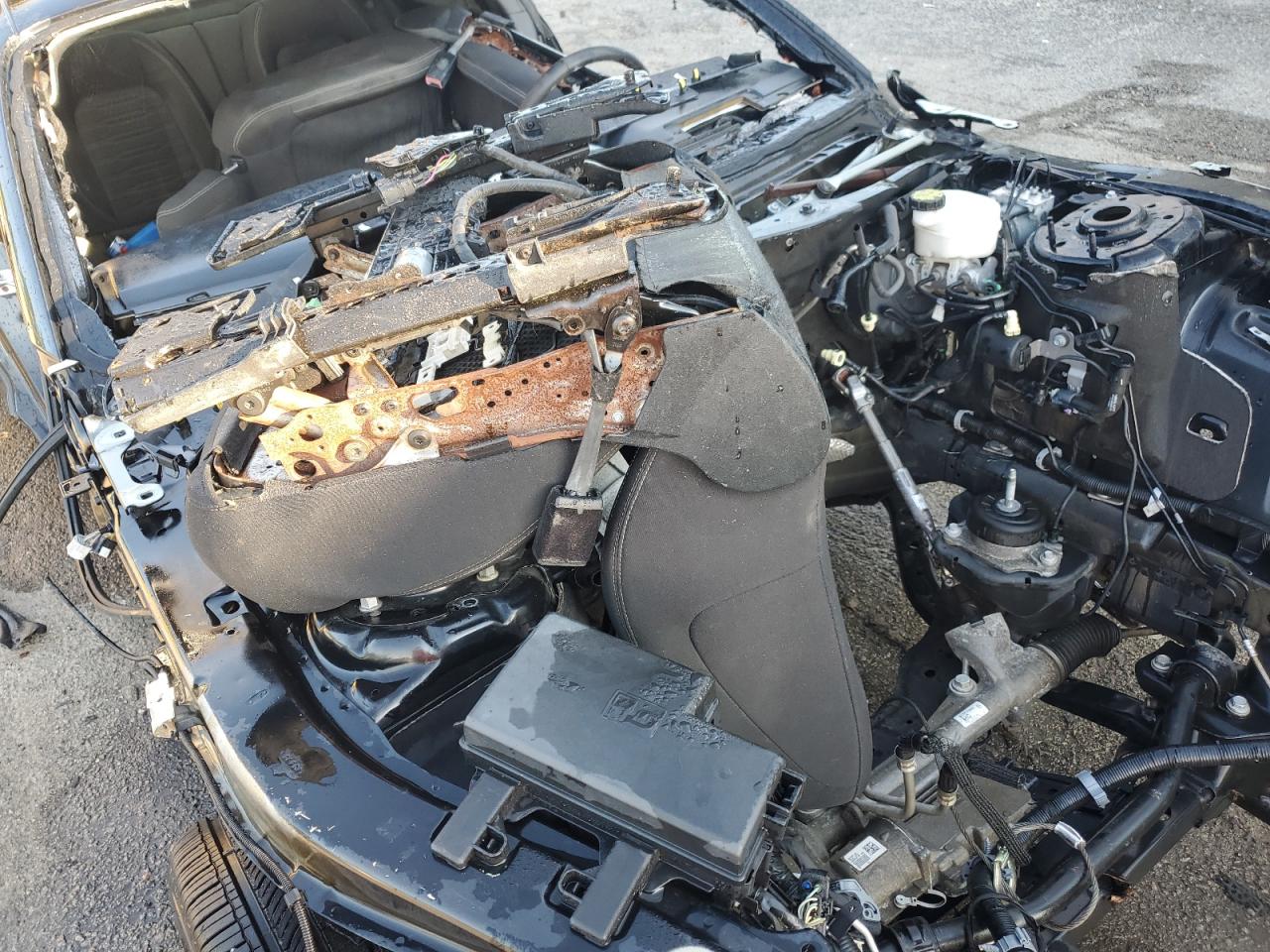 Ford Mustang Image 9