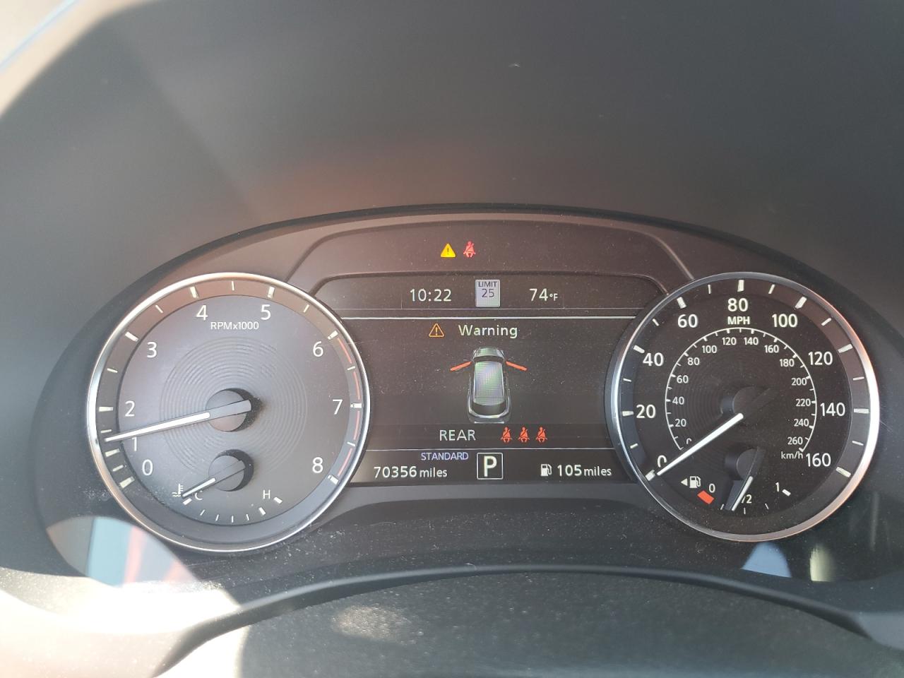 INFINITI Qx Essential Image 11