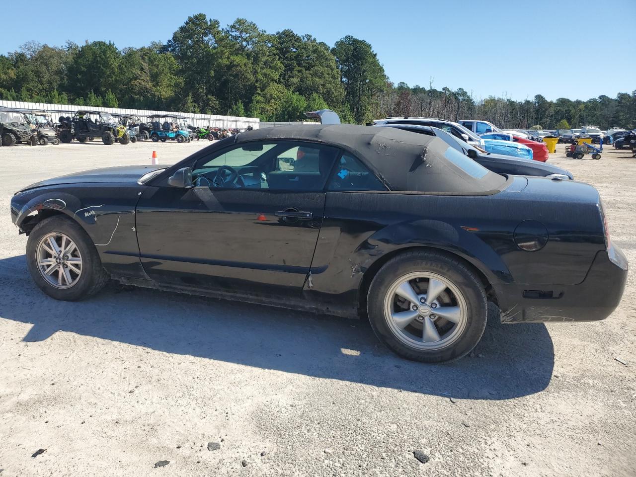 Ford Mustang Image 10