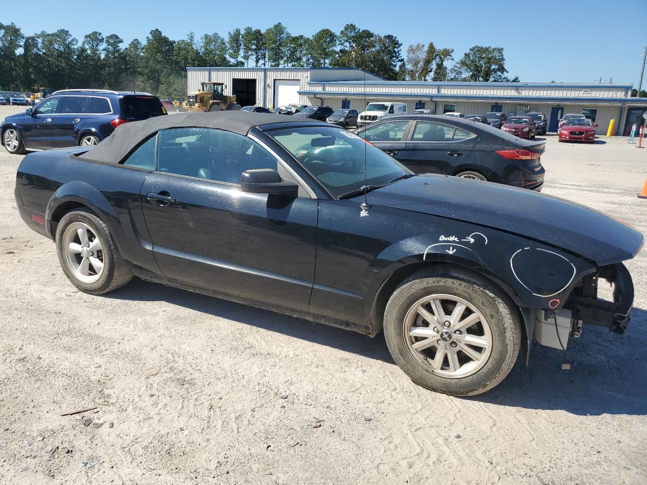 Ford Mustang Image 5