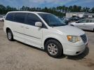 Chrysler Minivan Touring Image 4