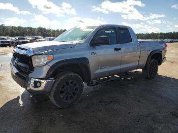  Salvage Toyota Tundra
