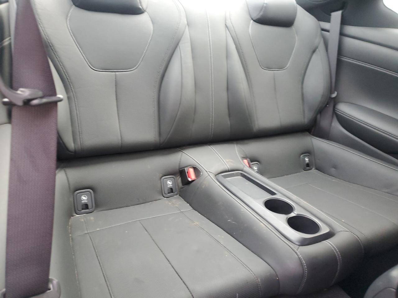 INFINITI Q60 Luxe 300 Image 10