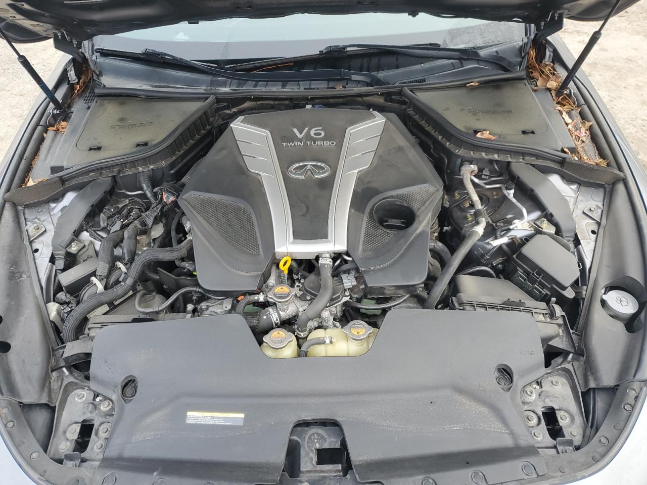 INFINITI Q60 Luxe 300 Image 9