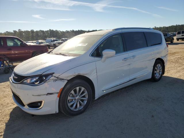  Salvage Chrysler Pacifica