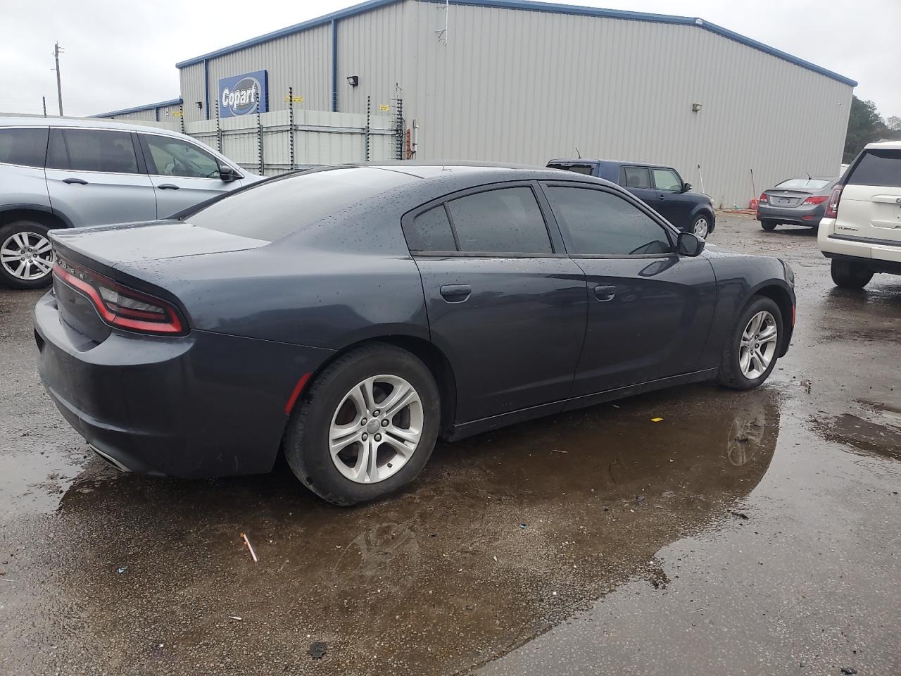 Dodge Charger Se Image 5