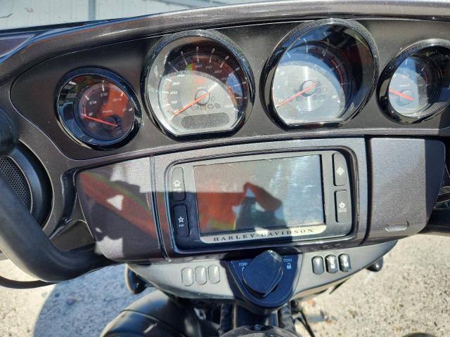 Harley-Davidson Fl Cvo Street Glide Image 8