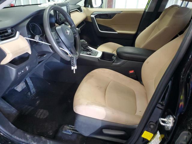 Toyota RAV4 Le Image 5