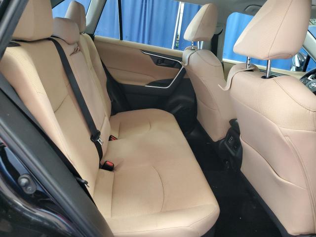 Toyota RAV4 Le Image 11