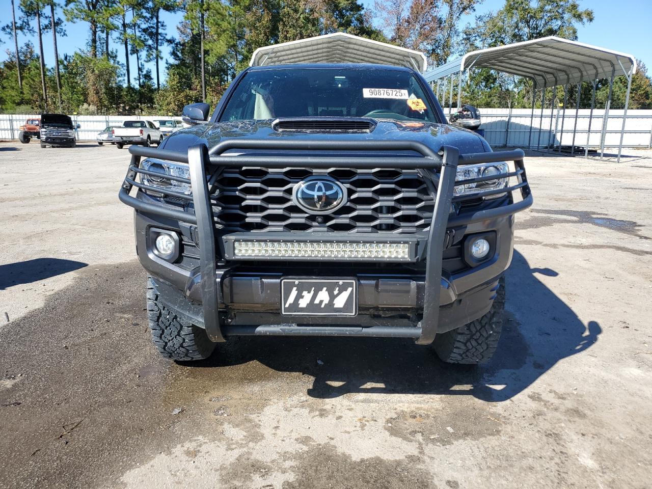 Toyota Tacoma Double Cab Image 12