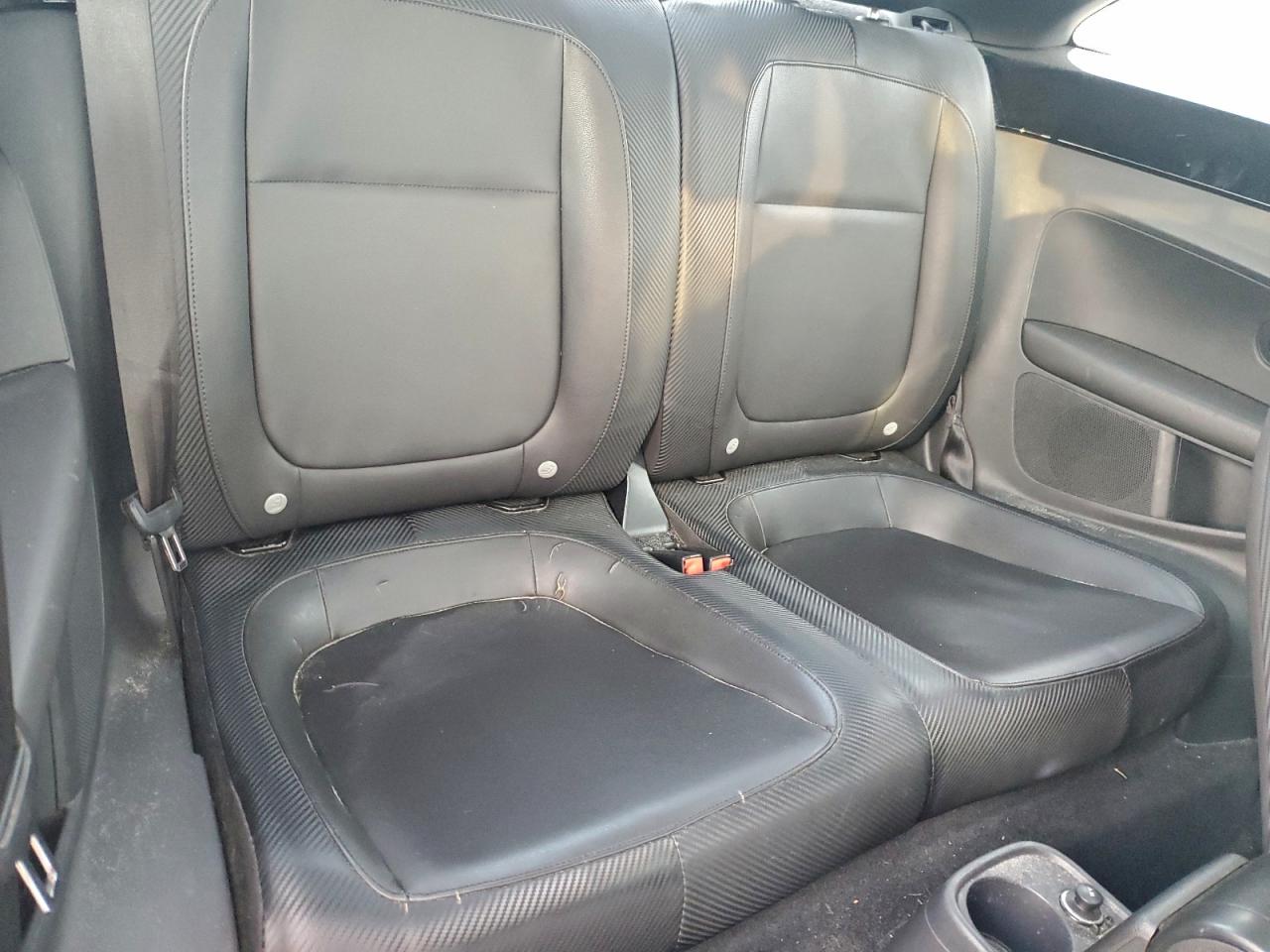 Volkswagen Beetle Image 7