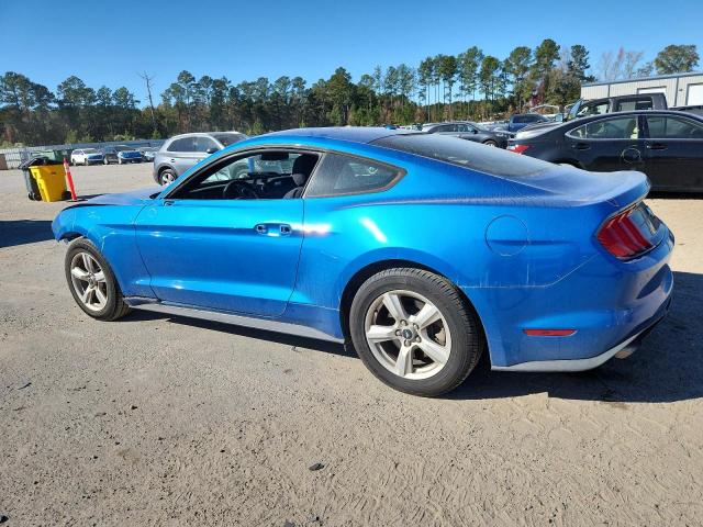 Ford Mustang Image 2