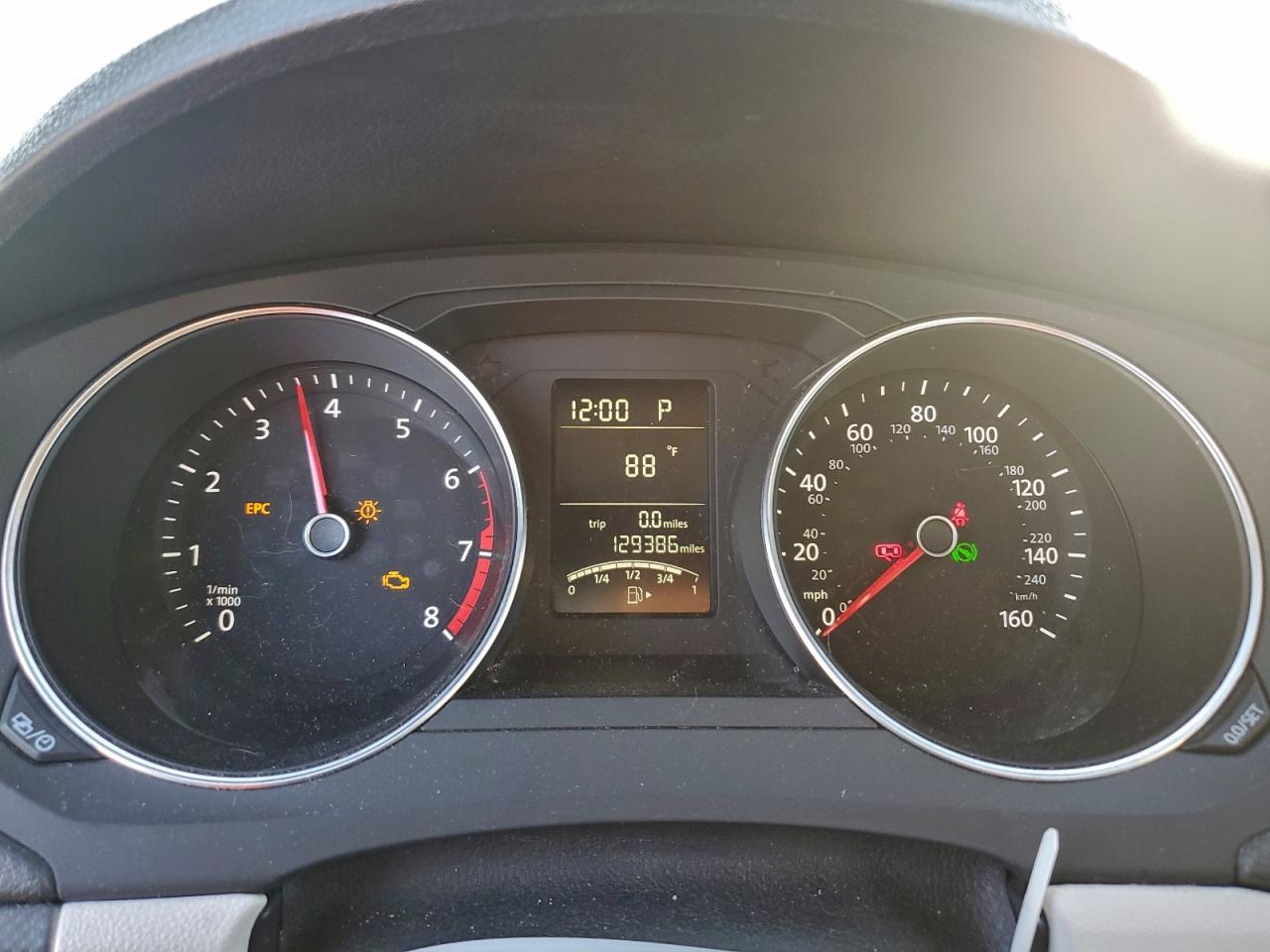 Volkswagen Jetta Base Image 3