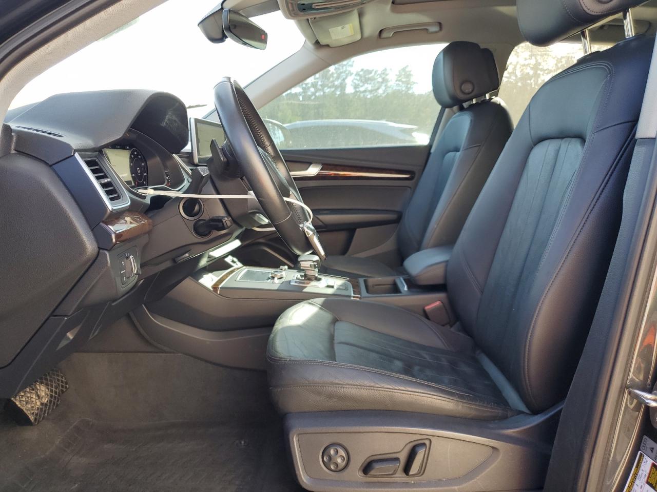 Audi Q5 Premium Plus Image 6