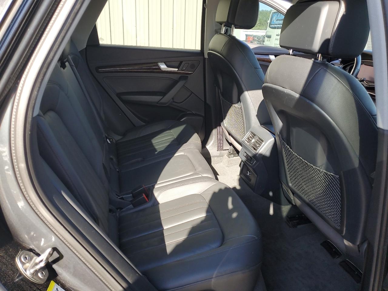 Audi Q5 Premium Plus Image 2