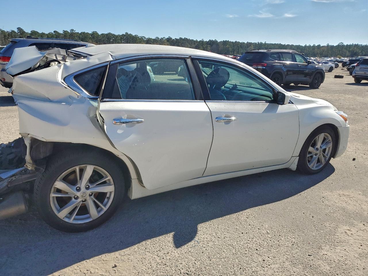 Nissan Altima 2.5 Image 3