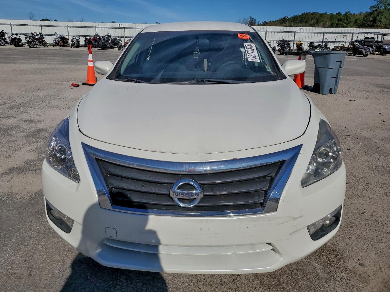 Nissan Altima 2.5 Image 10