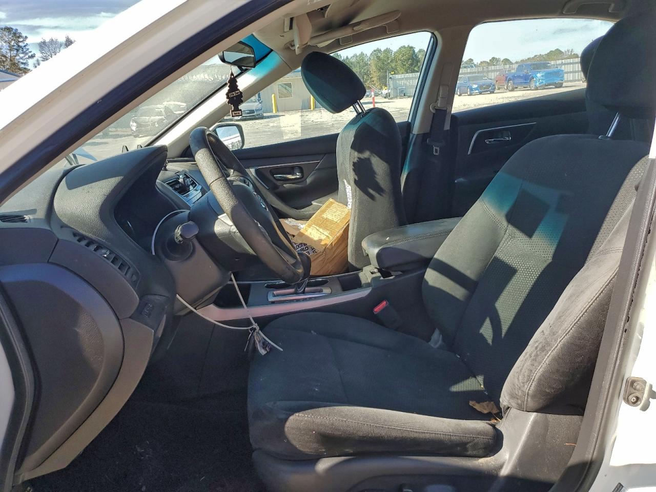 Nissan Altima 2.5 Image 9