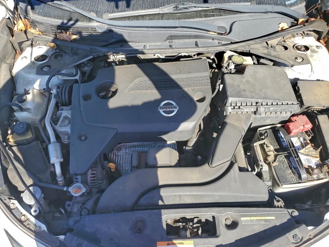 Nissan Altima 2.5 Image 11